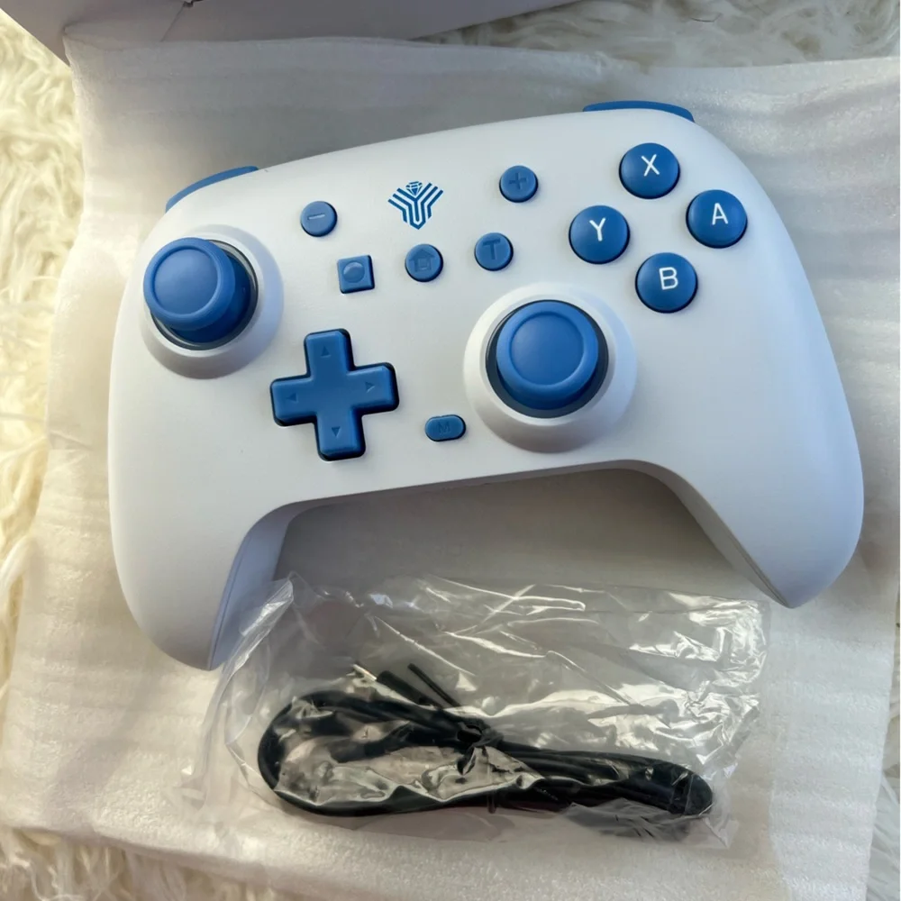 Windchaser PLUS Youth Edition Switch Gamepad - White and Green